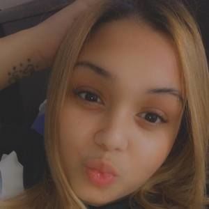 Meet your Posher, Edelynrivera